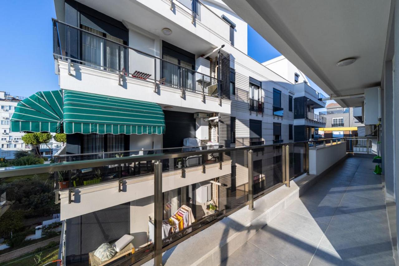 Ferienwohnung Central Flat With Balcony Near Sea In Muratpasa Antalya Exterior foto